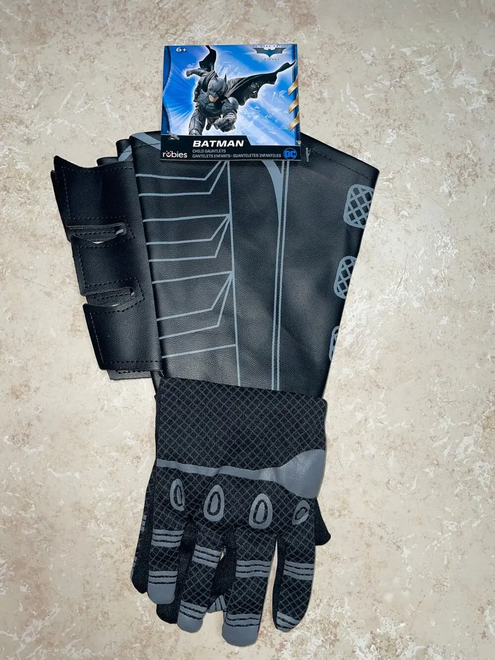 CHILD BATMAN THE DARK KNIGHT RISES GAUNTLETS GLOVES HALLOWEEN COSTUME NEW
